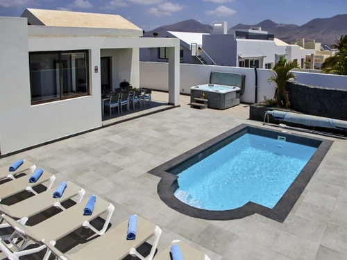 Villa Playa Blanca, 4 dormitorios, 8 personas - photo_1011866275806