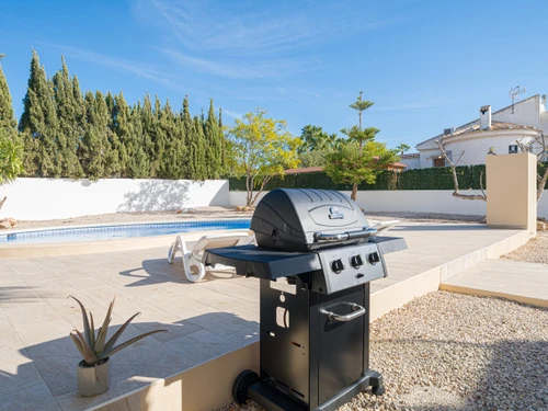 Villa Torrevieja, 3 Schlafzimmer, 6 Personen - photo_1011866279907