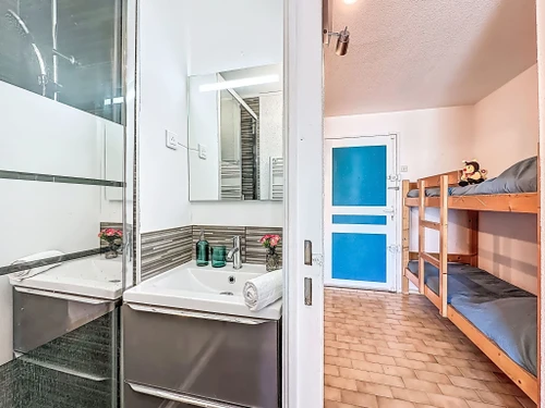 Apartment Le Grau du Roi, studio flat, 4 persons - photo_1011870266340