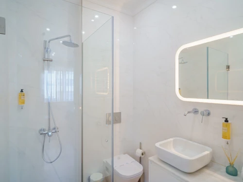 Ferienwohnung Porto, 2 Schlafzimmer, 6 Personen - photo_1011873581491