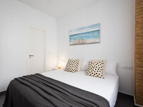 Apartment Valencia, 2 bedrooms, 5 persons - photo_1011873587788