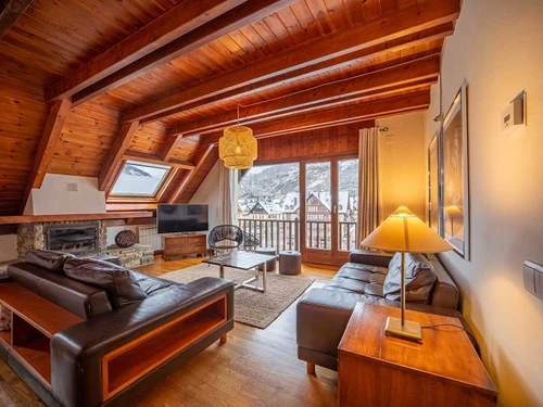 Apartamento Vielha, 4 dormitorios, 10 personas - photo_1011873663106