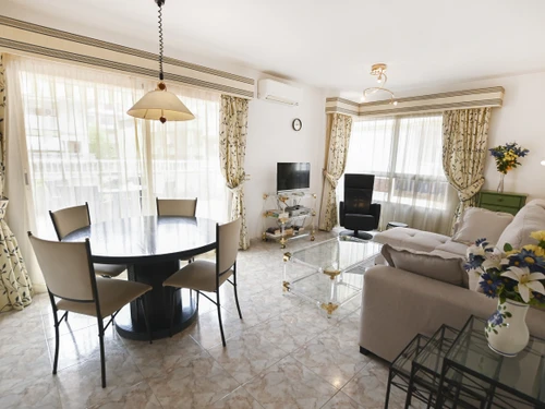 Apartment Calp, 2 bedrooms, 4 persons - photo_1011873685103