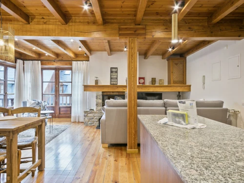 Apartment Gessa, 2 bedrooms, 4 persons - photo_1011873785882