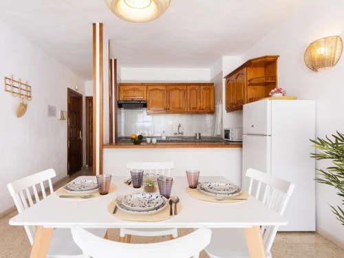 Apartment Arona, 1 bedroom, 2 persons - photo_1011873829968