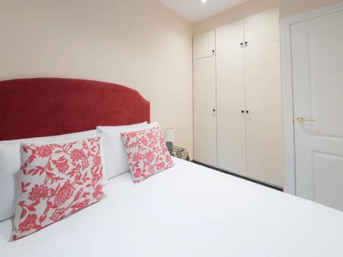 Ferienwohnung Barcelona, 2 Schlafzimmer, 4 Personen - photo_1011873831368