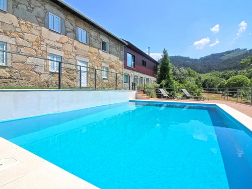 Villa Terras de Bouro, 4 bedrooms, 8 persons - photo_1011873883464