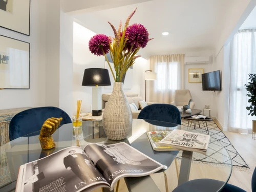 Apartamento Sevilla, 2 dormitorios, 4 personas - photo_1011873896834