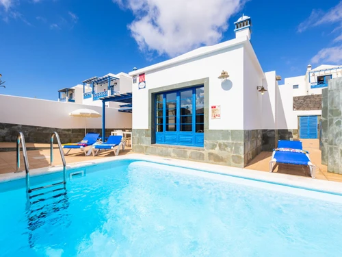 Villa Playa Blanca, 3 bedrooms, 6 persons - photo_1011873932863