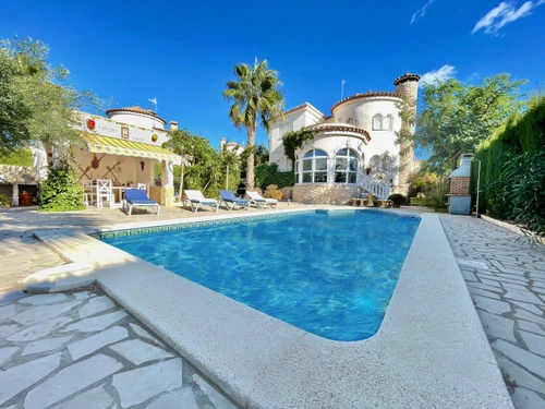 Villa El Perelló, 4 dormitorios, 11 personas - photo_1011873987758