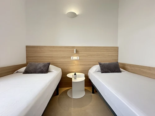 Apartment Roses, 2 bedrooms, 6 persons - photo_1011874021730