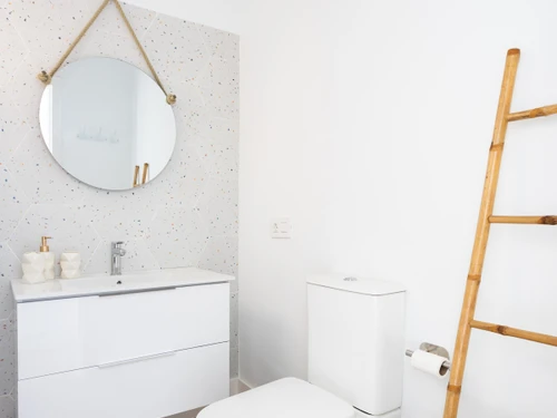 Apartment Santa Cruz de Tenerife, 3 bedrooms, 5 persons - photo_1011874065667