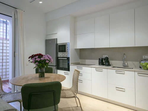 Ferienwohnung Barcelona, 2 Schlafzimmer, 4 Personen - photo_1011874133941