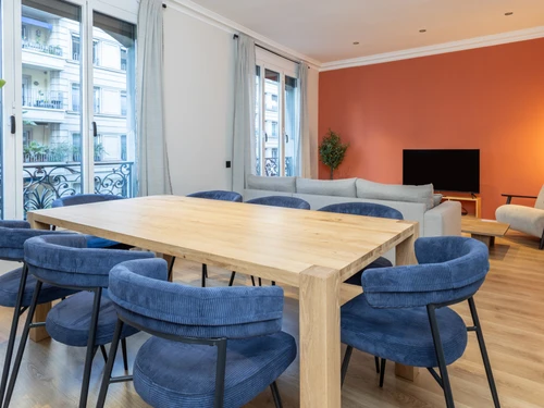Apartamento Barcelona, 3 dormitorios, 8 personas - photo_1011874152345