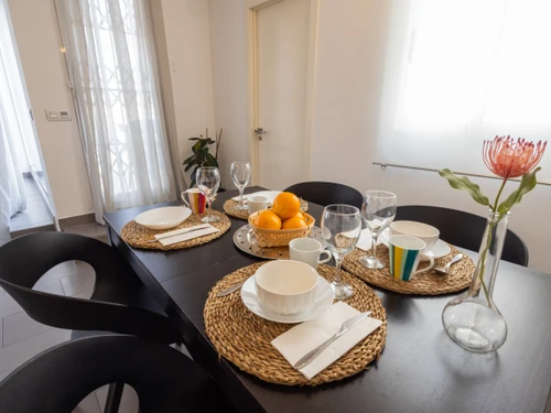 Apartment Valencia, 2 bedrooms, 4 persons - photo_1011874182193