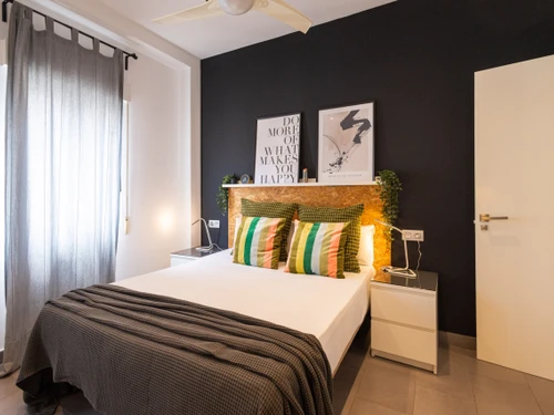 Apartment Valencia, 2 bedrooms, 4 persons - photo_1011874182193