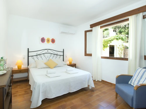 Villa Cala de Sant Vicent, 4 pièces, 6 personnes - photo_1011874192054