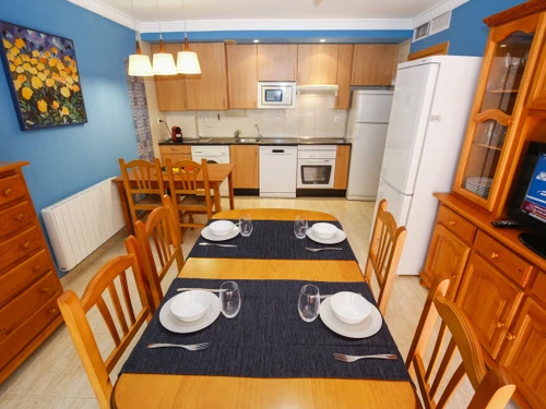 Apartment Salou, 4 bedrooms, 9 persons - photo_1011874260680