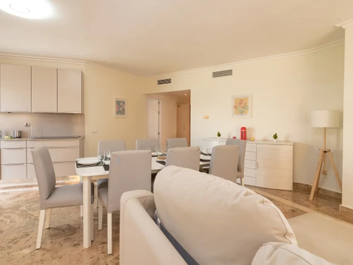 Apartment San Pedro de Alcántara, 4 bedrooms, 8 persons - photo_1011874277767
