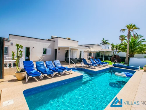 Villa Playa Blanca, 4 bedrooms, 8 persons - photo_1011874292938