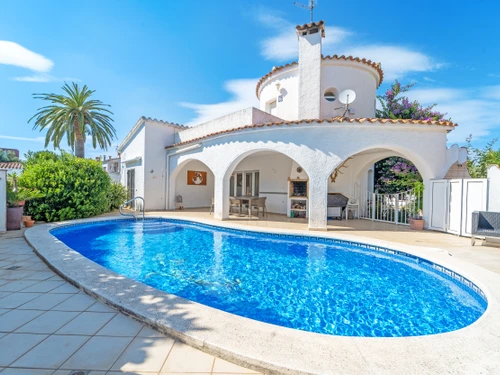 Villa Ampuriabrava, 4 dormitorios, 8 personas - photo_1011874367844
