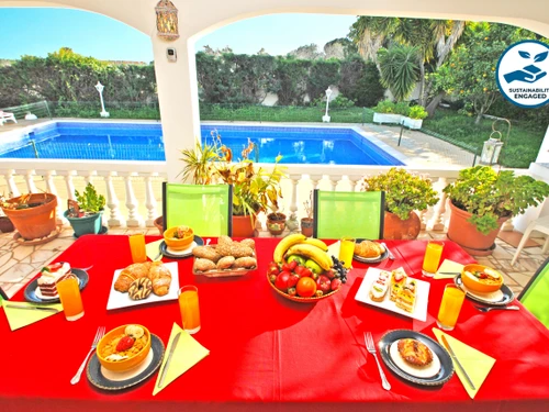 Villa Albufeira, 4 bedrooms, 9 persons - photo_1011874399757