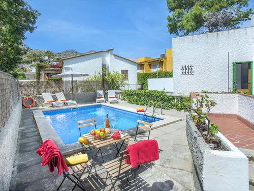 Villa Cala Sant Vicenç, 4 bedrooms, 8 persons - photo_1011874410711