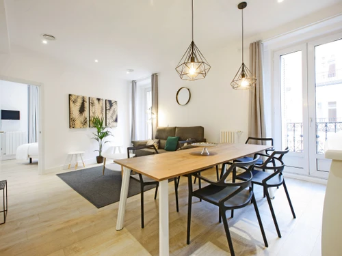 Apartamento Madrid, 2 dormitorios, 6 personas - photo_1011874461851