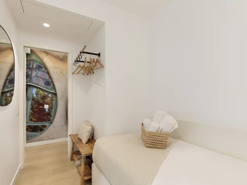 Ferienwohnung Barcelona, 2 Schlafzimmer, 4 Personen - photo_1011874499589