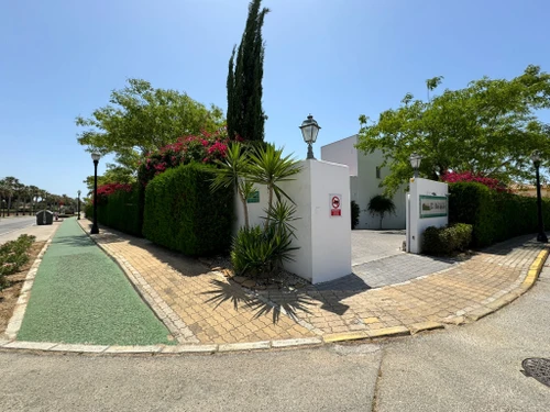 Villa Chiclana de la Frontera, 5 pièces, 8 personnes - photo_1011874517490