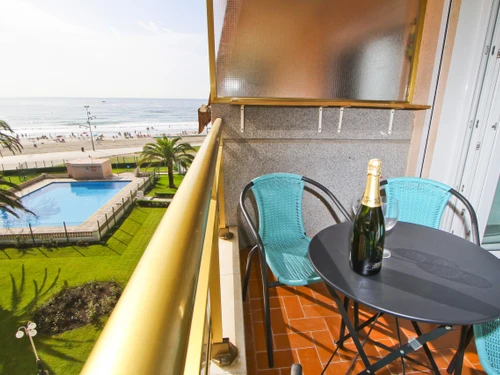 Apartamento La Pineda, 4 dormitorios, 10 personas - photo_1011874519573