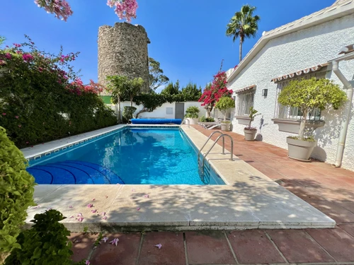 Villa Estepona, 5 pièces, 9 personnes - photo_1011874540489