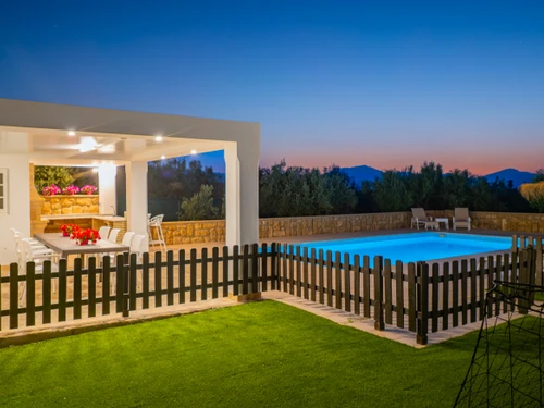 Casa Alhaurín el Grande, 4 dormitorios, 8 personas - photo_1011874555125