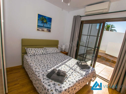 Villa Playa Blanca, 4 dormitorios, 8 personas - photo_1011874561792