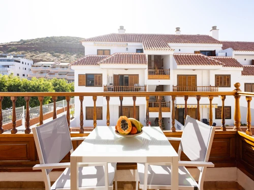 Apartamento Arona, 1 dormitorio, 3 personas - photo_1011874622635