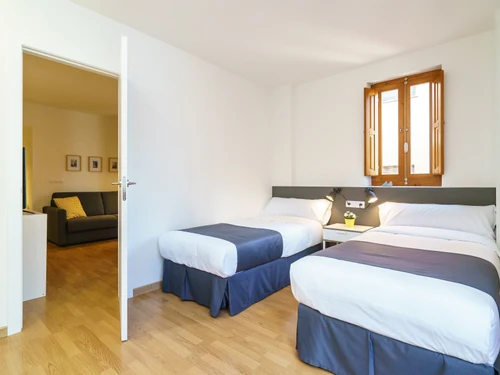 Apartment Valencia, 2 bedrooms, 6 persons - photo_1011874632523