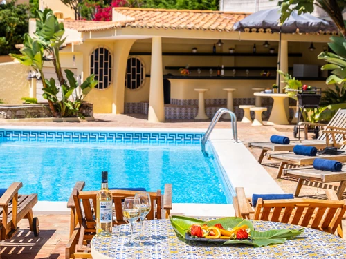 Villa Albufeira, 4 bedrooms, 15 persons - photo_1011874640265