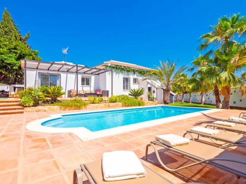 Villa Alhaurín de la Torre, 4 dormitorios, 10 personas - photo_1011874662859