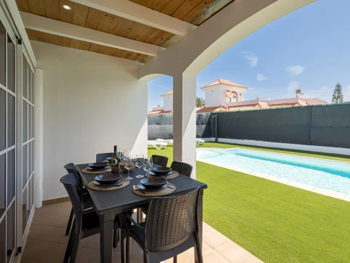 Villa Puerto del Rosario, 4 bedrooms, 8 persons - photo_1011874664616