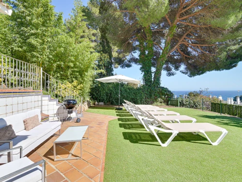 Villa Blanes, 4 bedrooms, 8 persons - photo_1011874667589
