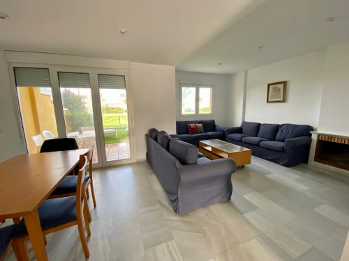 Villa Chiclana de la Frontera, 4 bedrooms, 8 persons - photo_1011874669557