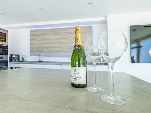 Ferienwohnung Benidorm, 2 Schlafzimmer, 4 Personen - photo_1011874697030