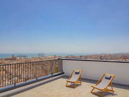 Apartamento Málaga, 1 dormitorio, 2 personas - photo_1011874725381