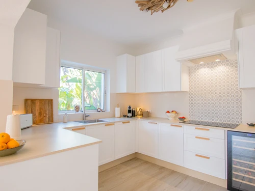 Villa Estômbar, 4 pièces, 6 personnes - photo_1011874726949