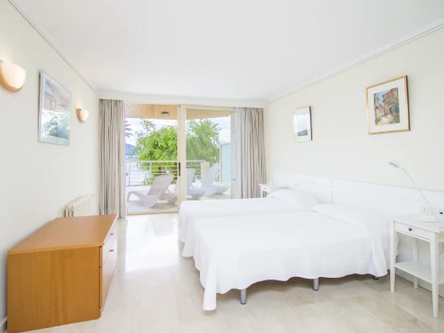 Apartment Port de Pollença, 4 bedrooms, 8 persons - photo_1011874728993