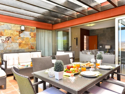Villa Maspalomas, 2 bedrooms, 4 persons - photo_1011874735863
