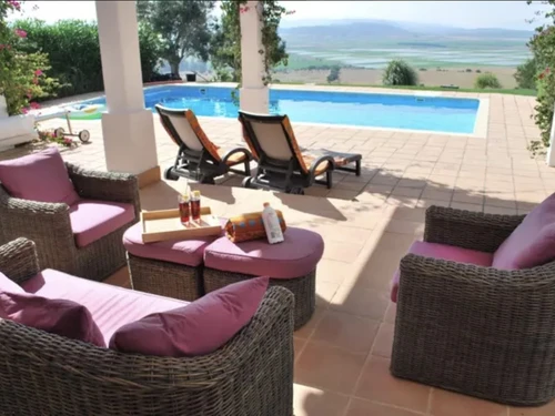 Villa Benalup-Casas Viejas, 5 pièces, 8 personnes - photo_1011874759118