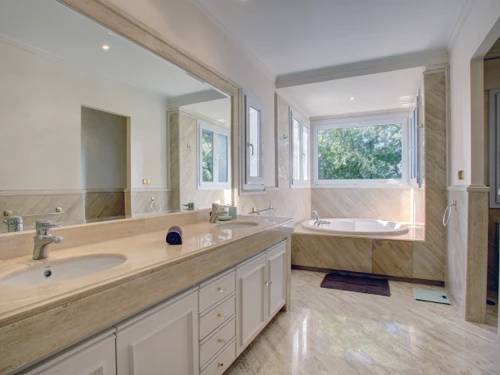 Apartamento Marbella, 4 dormitorios, 8 personas - photo_1011874777547