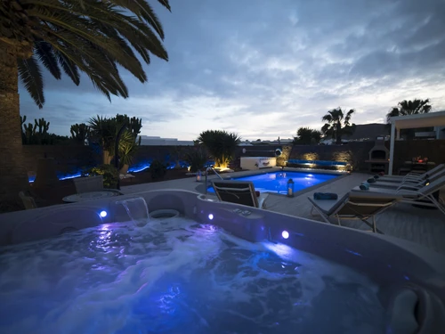 Villa Playa Blanca, 3 bedrooms, 6 persons - photo_1011874779813