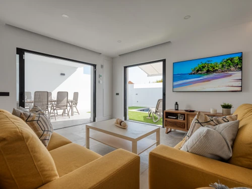 Villa San Bartolomé de Tirajana, 4 bedrooms, 6 persons - photo_1011874780484